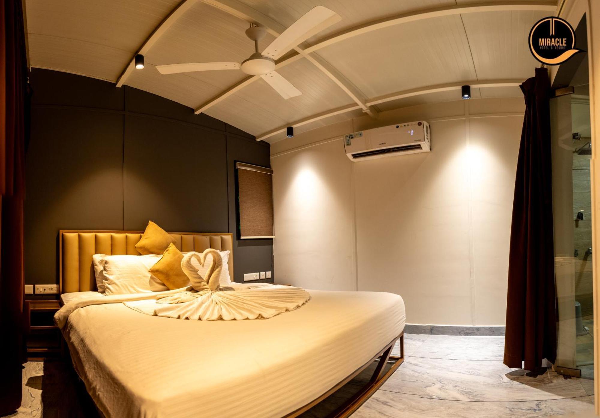 Miracle Hotel And Resorts Кожикоде Екстер'єр фото