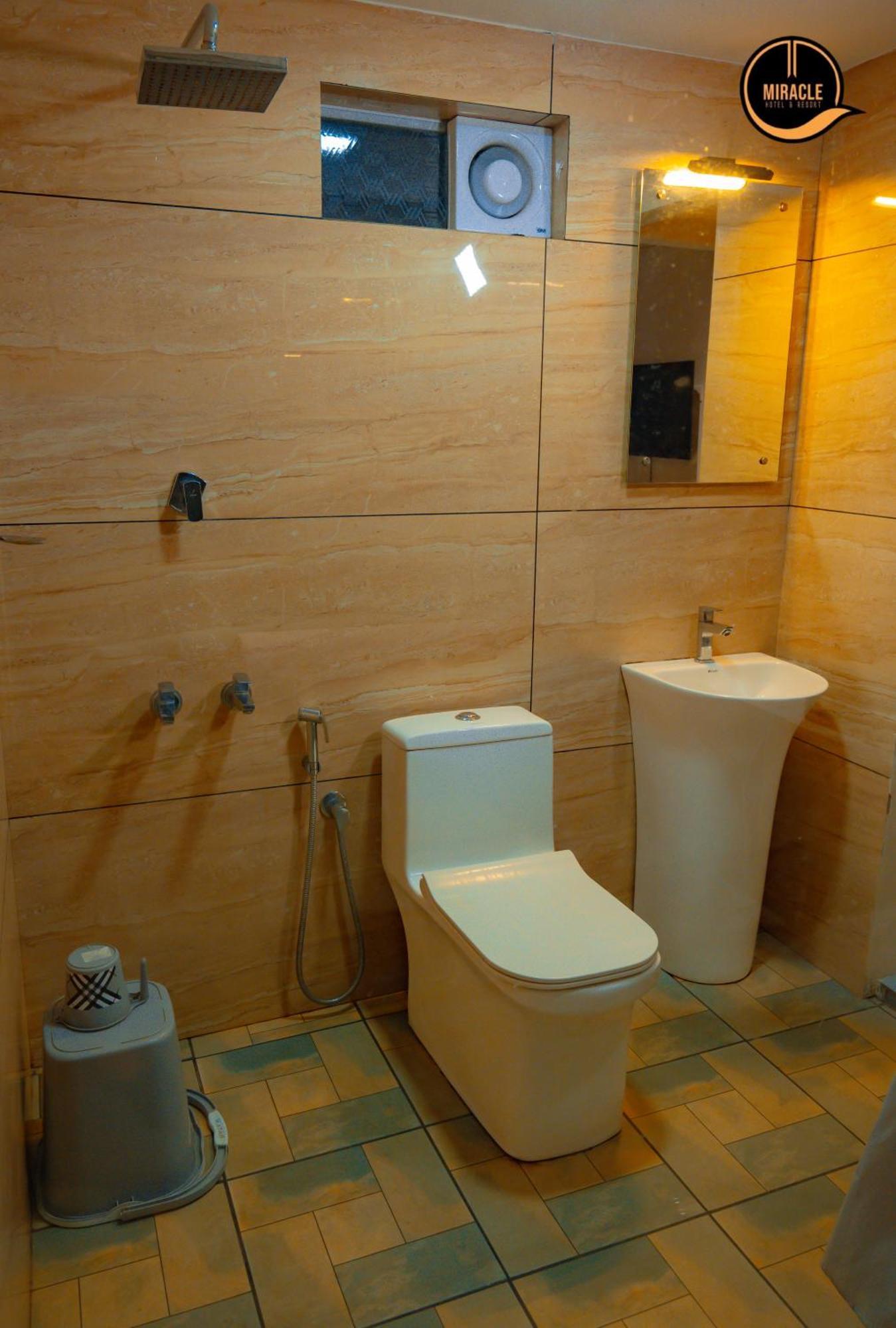 Miracle Hotel And Resorts Кожикоде Екстер'єр фото